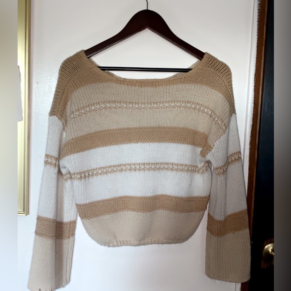 Sincerely Jules size small sweater cropped - Picture 3 of 3